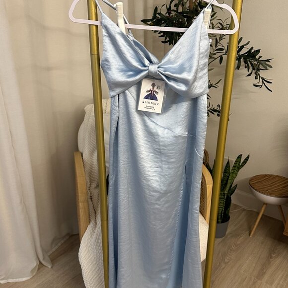 Satin Cut Out Maxi Summer Dresses for Women Silk Spaghetti Strap V-Neck Backless - Picture 3 of 5